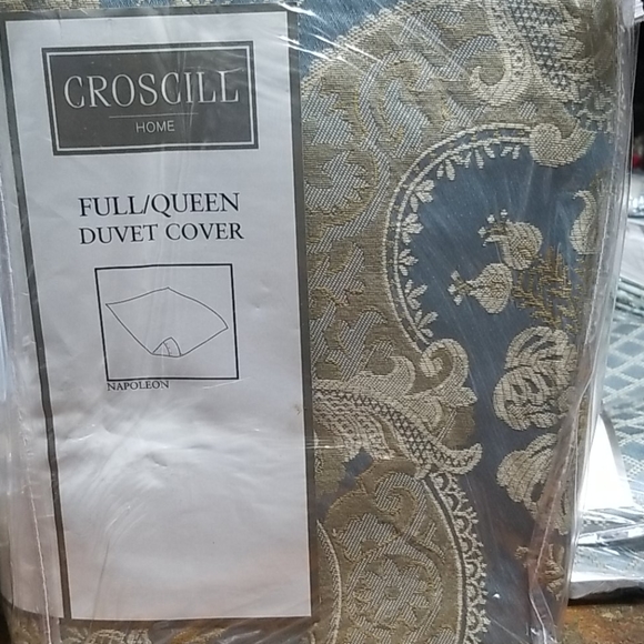 Croscill "Napoleon Collection " - Picture 8 of 8